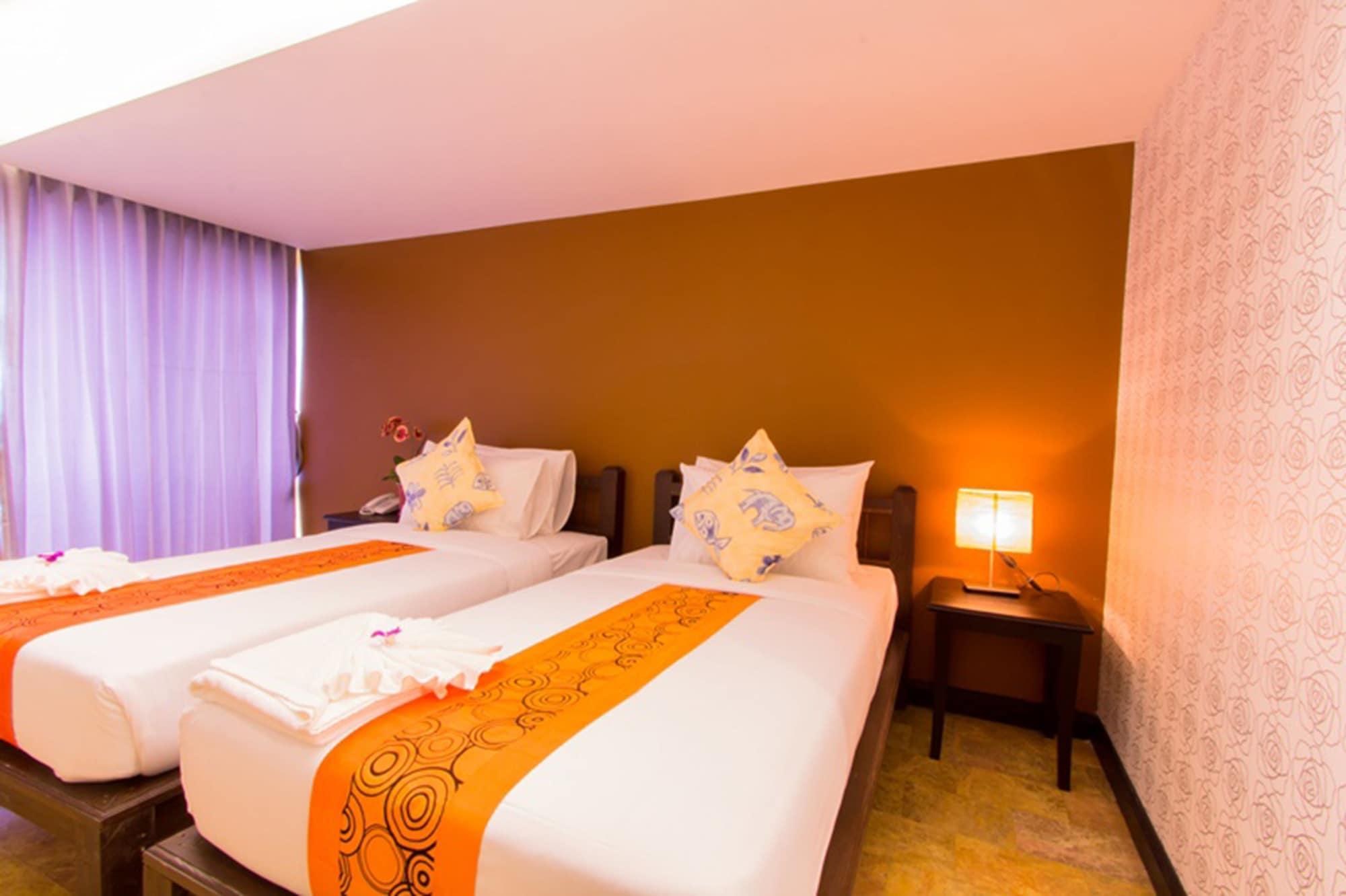 All Together Suite Hotel Bangkok Eksteriør bilde