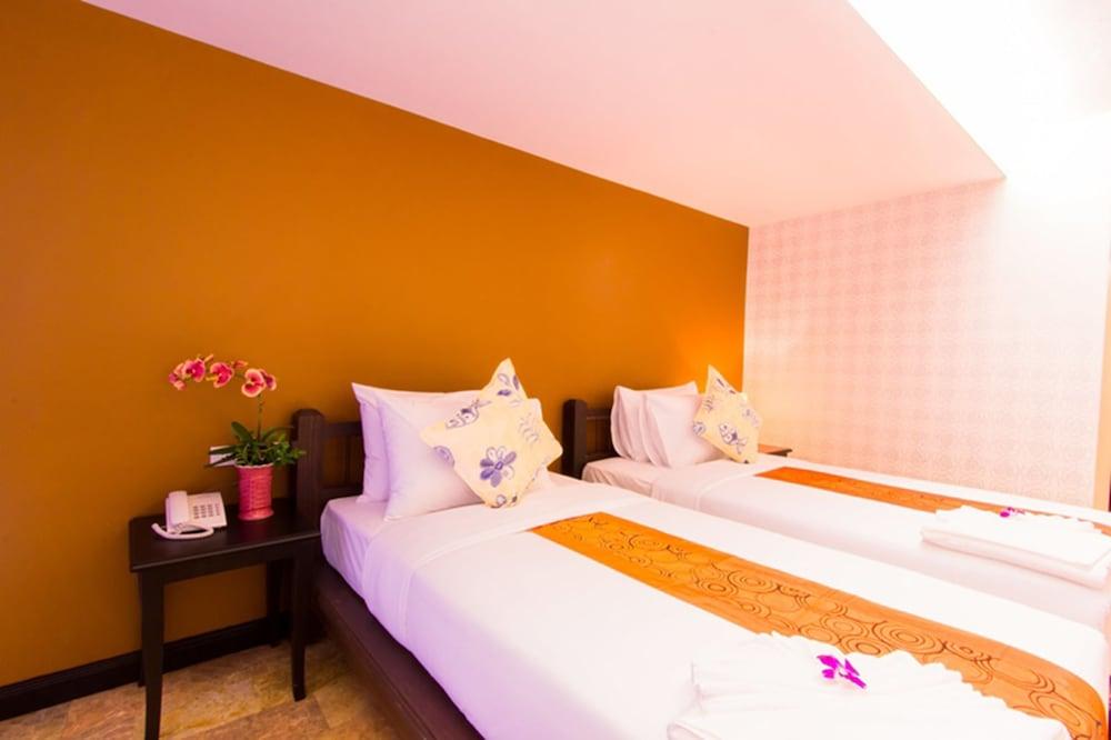 All Together Suite Hotel Bangkok Eksteriør bilde
