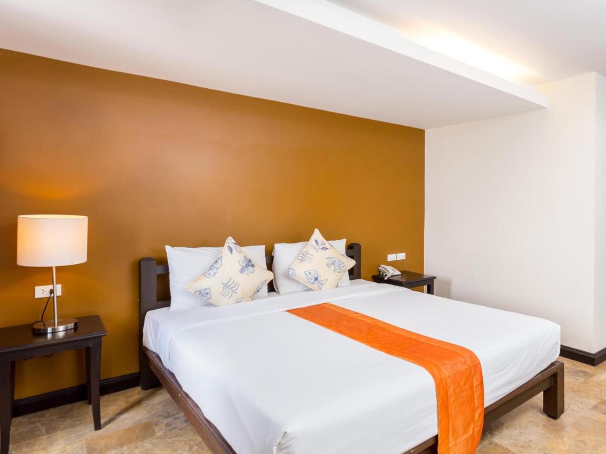 All Together Suite Hotel Bangkok Eksteriør bilde